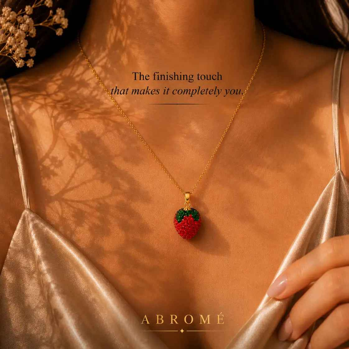 Berrie Strawberry Necklace – 18K Gold Plated Stainless Steel