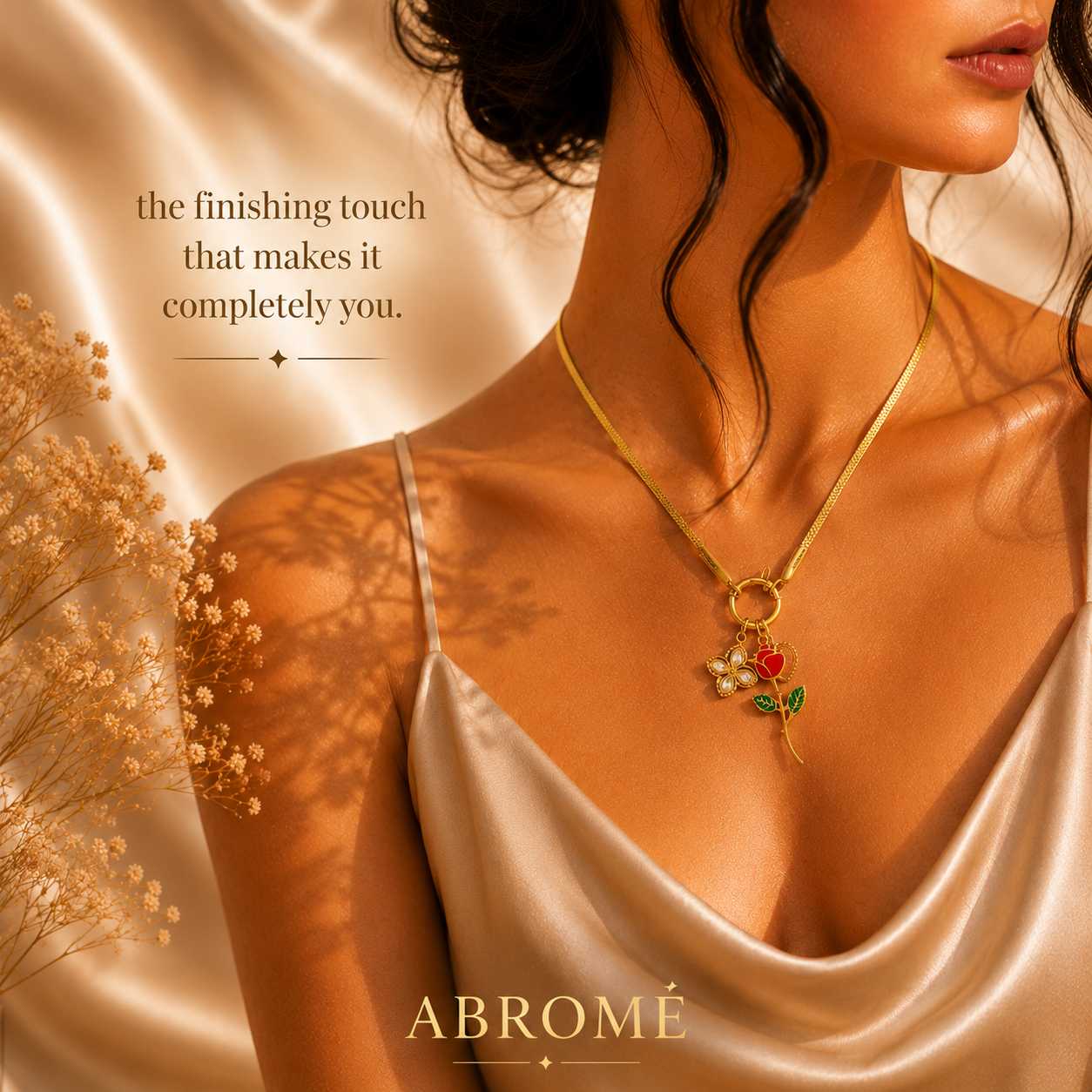 Flowers Necklace – 18K Gold Plated Stainless Steel