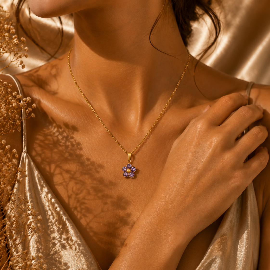 Purple Flower Necklace – 18K Gold Plated Stainless Steel