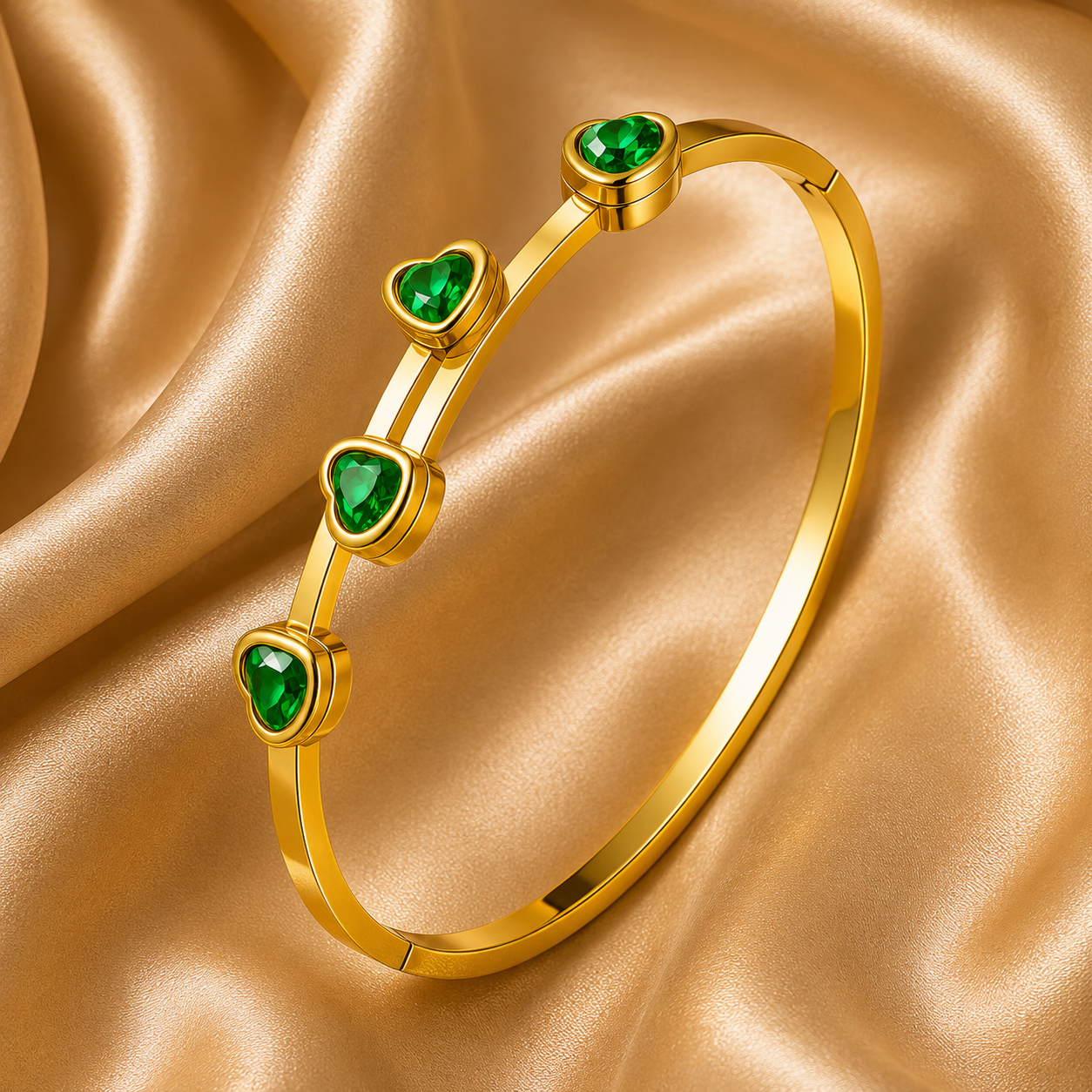 Hearts Bracelet – 18K Gold Plated Stainless Steel
