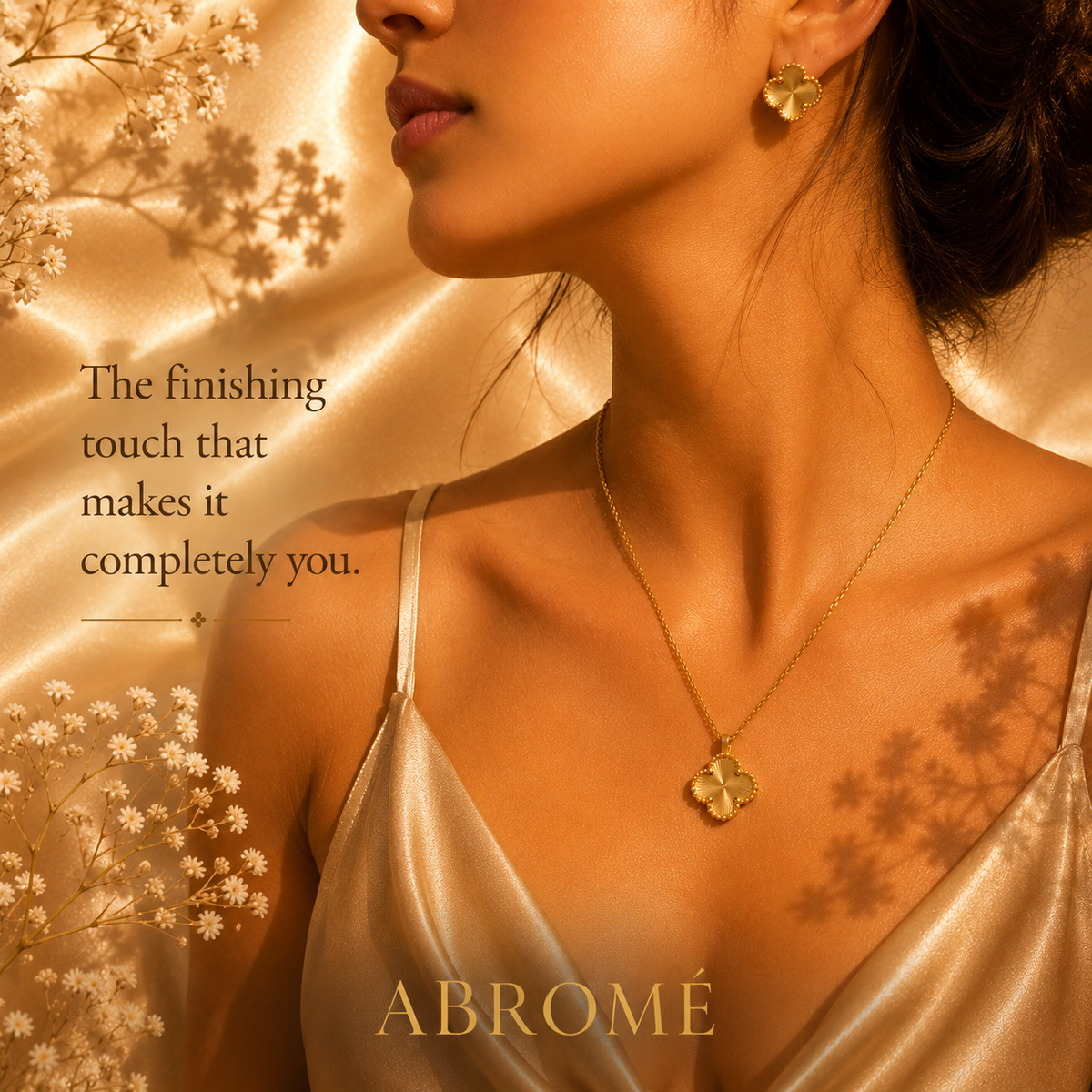Minimalist Clover Necklace Set, 18K Gold Plated Steel - A B R O M É
