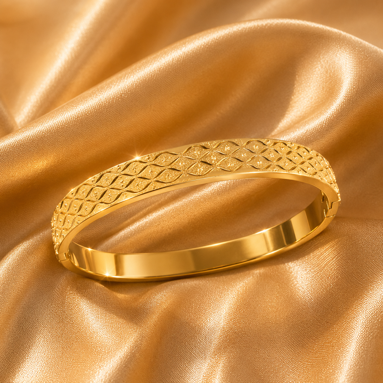 Celeste Luxe Bangle, 18K Gold Plated Steel