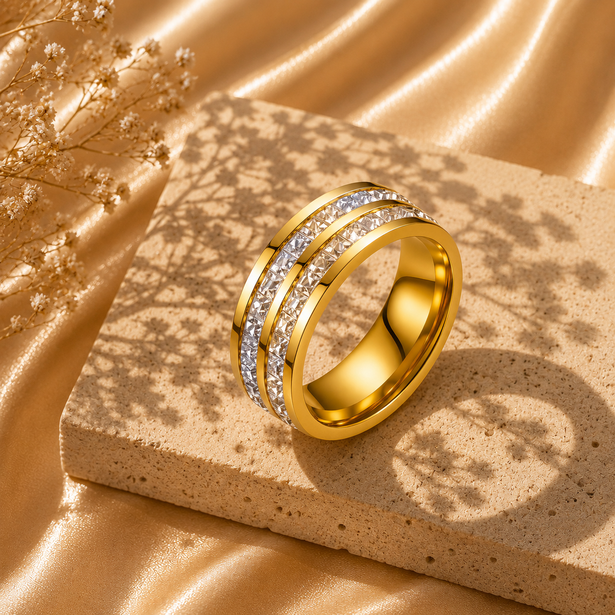 Crystal Band Ring – 18K Gold Plated Stainless Steel