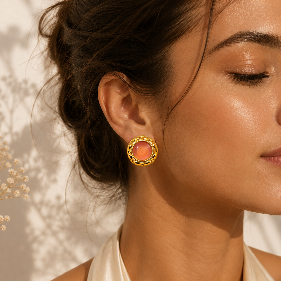 Round Gold Stud Earrings – 18K Gold Plated Stainless Steel