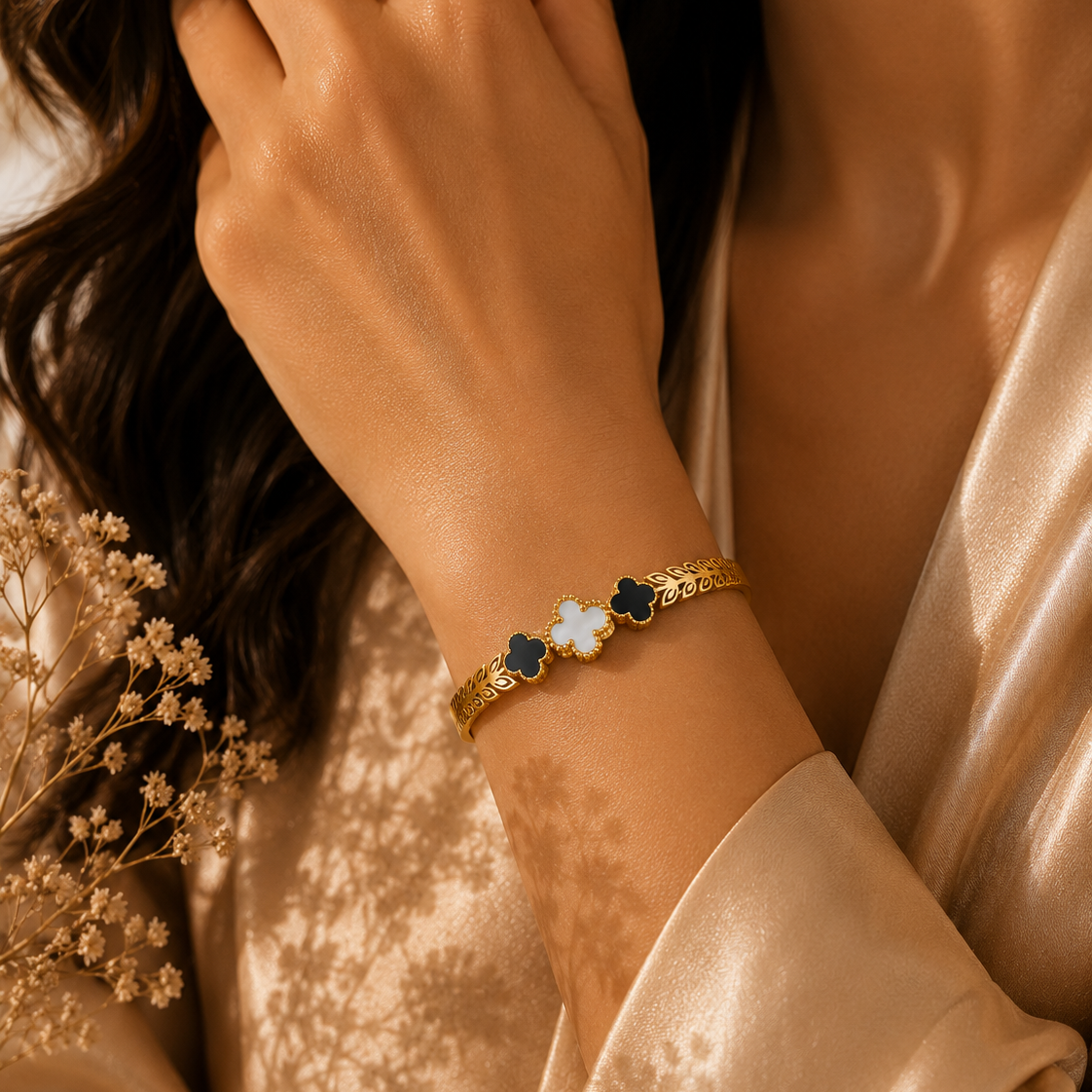 Flowers Bracelet – 18K Gold Plated Stainless Steel