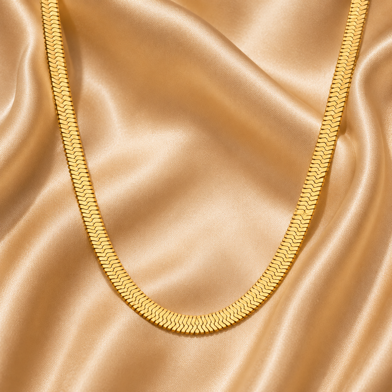 Herringbone Chain Necklace – 18K Gold Plated Stainless Steel