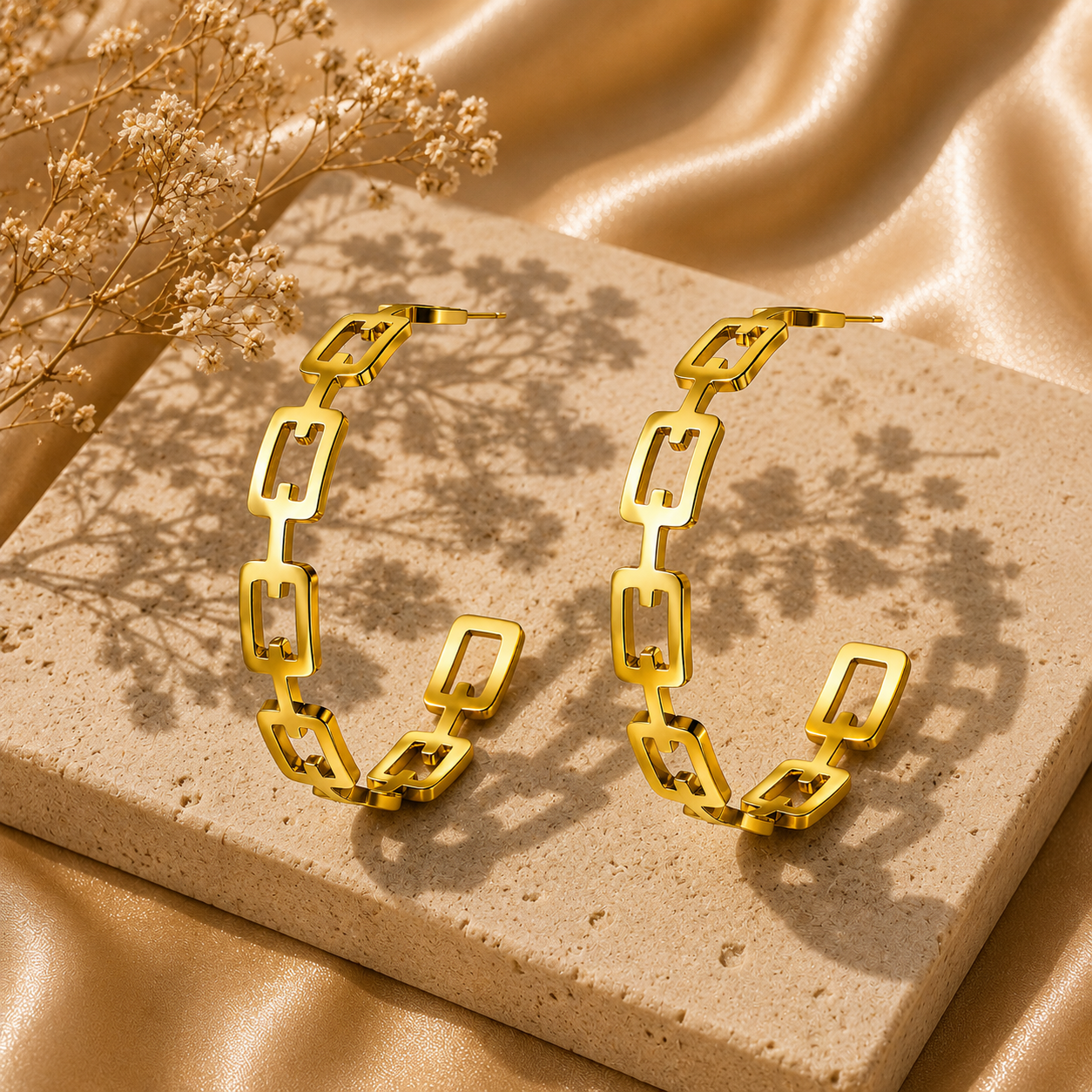 Link Hoop Earrings – 18K Gold Plated Stainless Steel