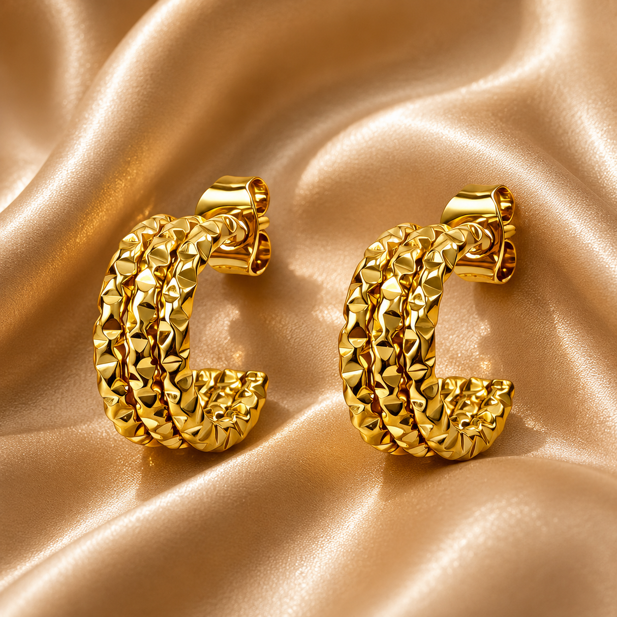 Textured Hoop Earrings – 18K Gold Plated Stainless Steel