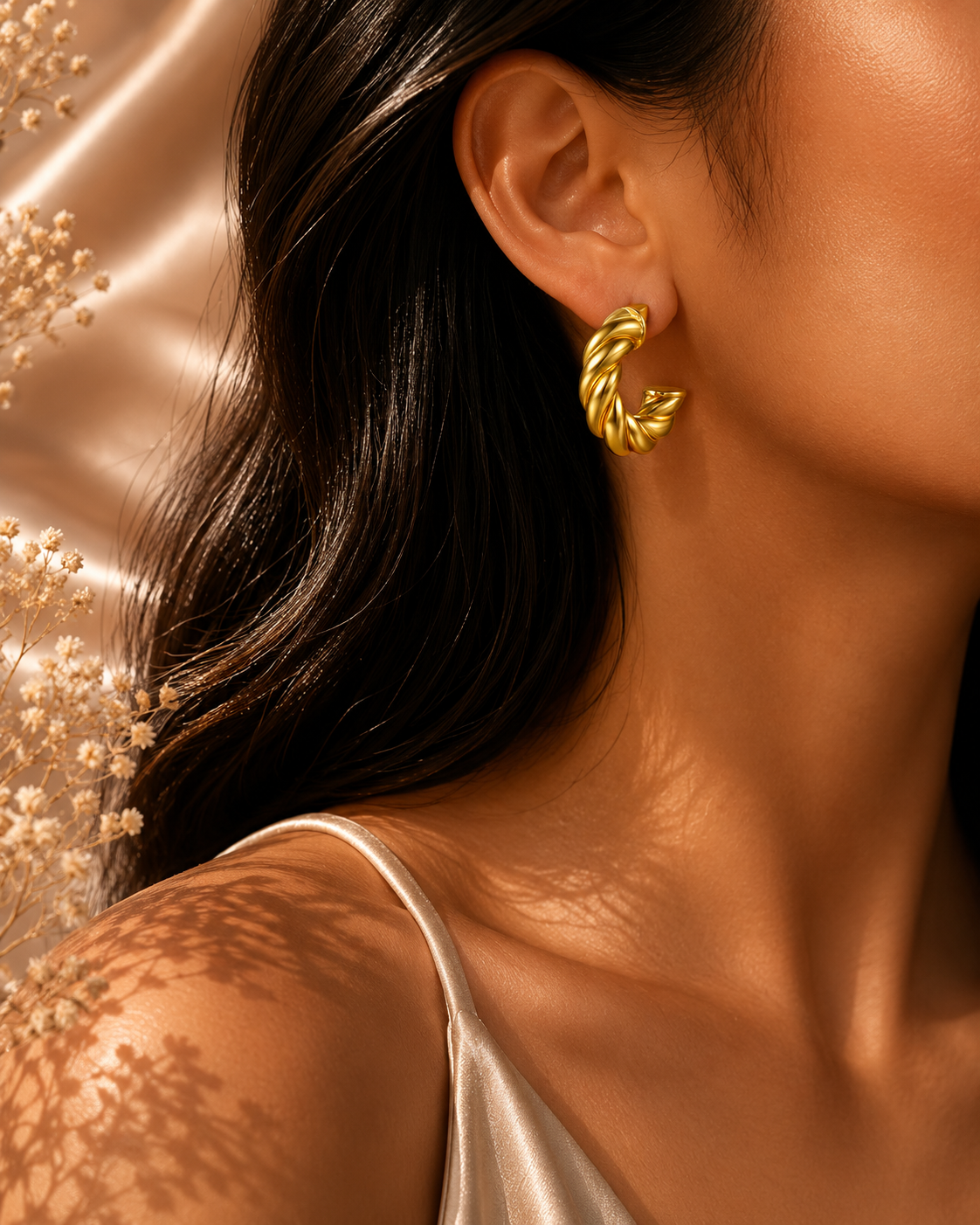 Twisted Hoop Earrings – 18K Gold Plated Stainless Steel
