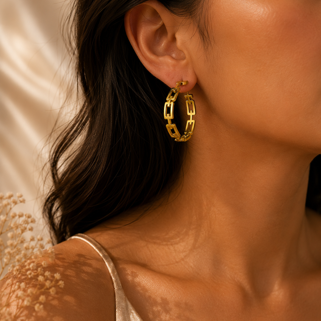 Link Hoop Earrings – 18K Gold Plated Stainless Steel
